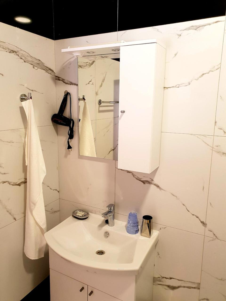 Apartments Leon נין מראה חיצוני תמונה