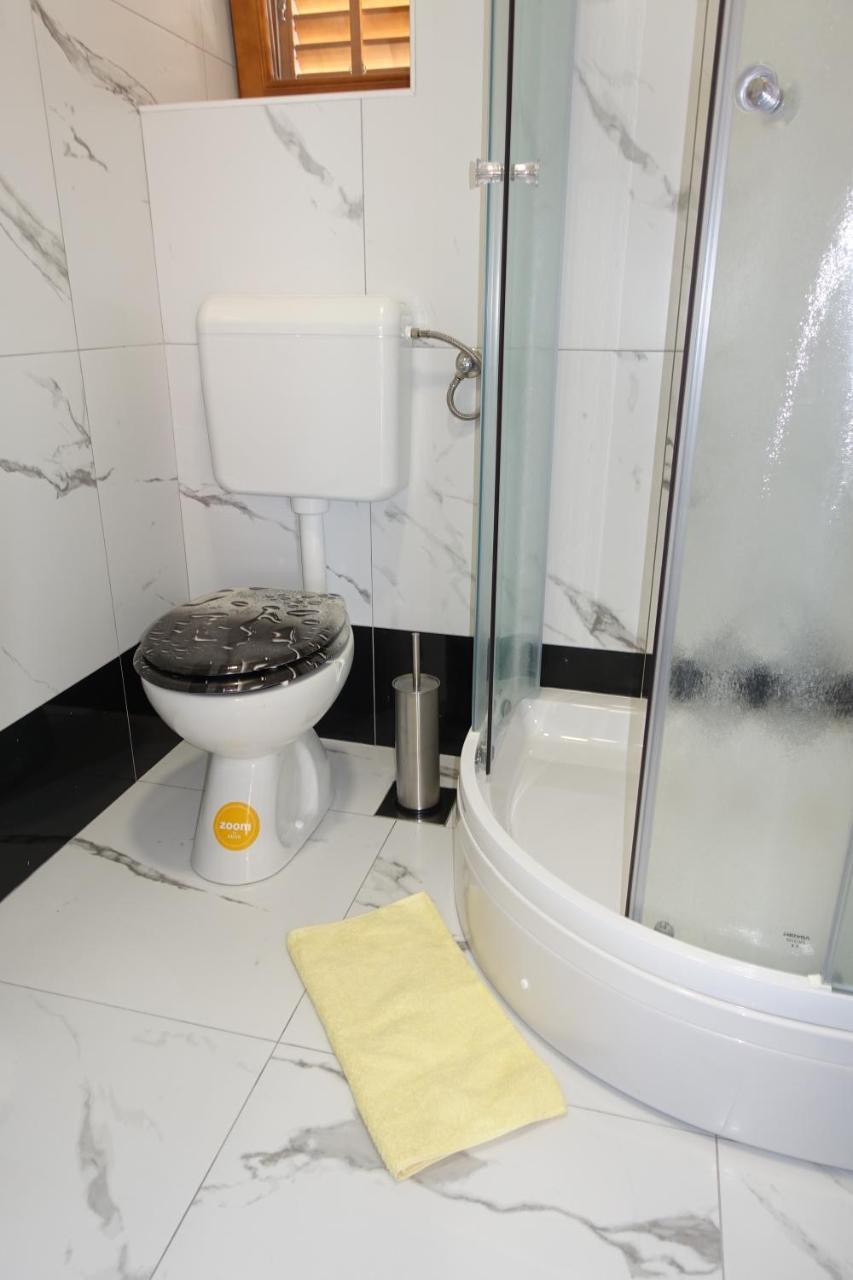 Apartments Leon נין מראה חיצוני תמונה