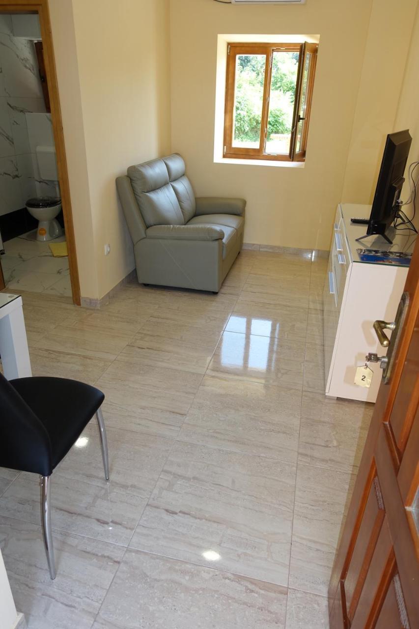 Apartments Leon נין מראה חיצוני תמונה