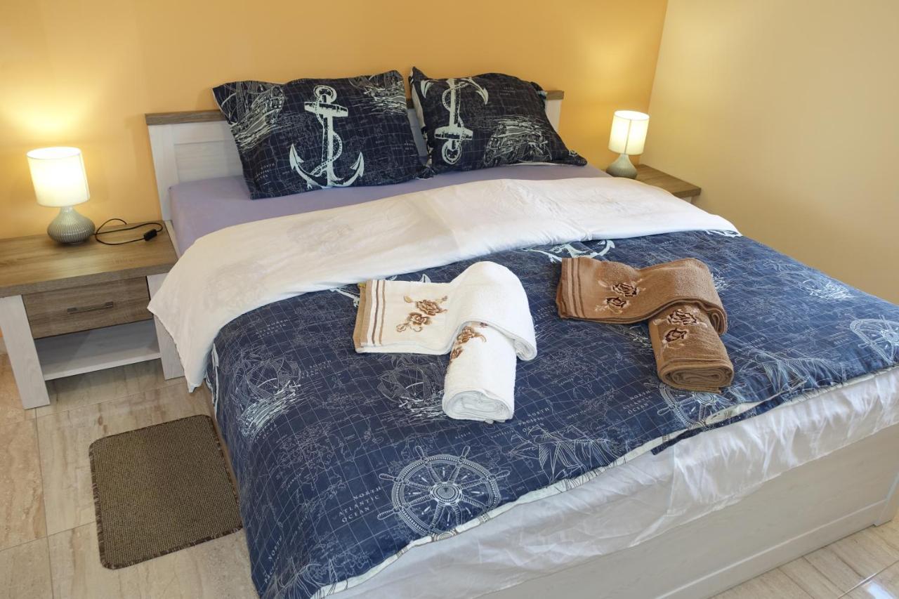 Apartments Leon נין מראה חיצוני תמונה